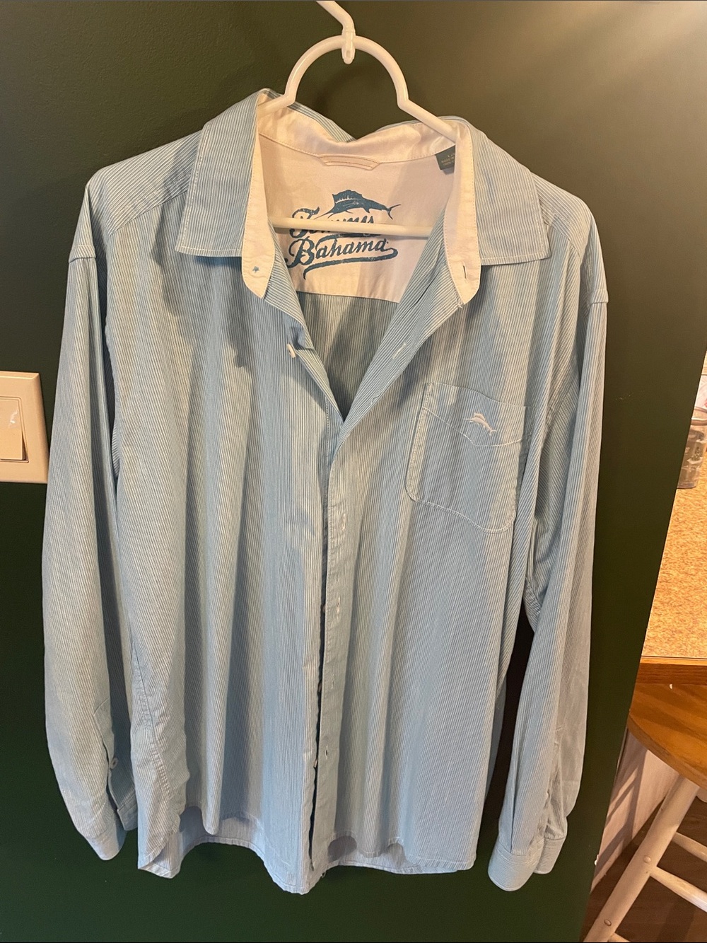Tommy Bahama White Shirt with Blue Logo and Light Blue Pinstripes Size Large